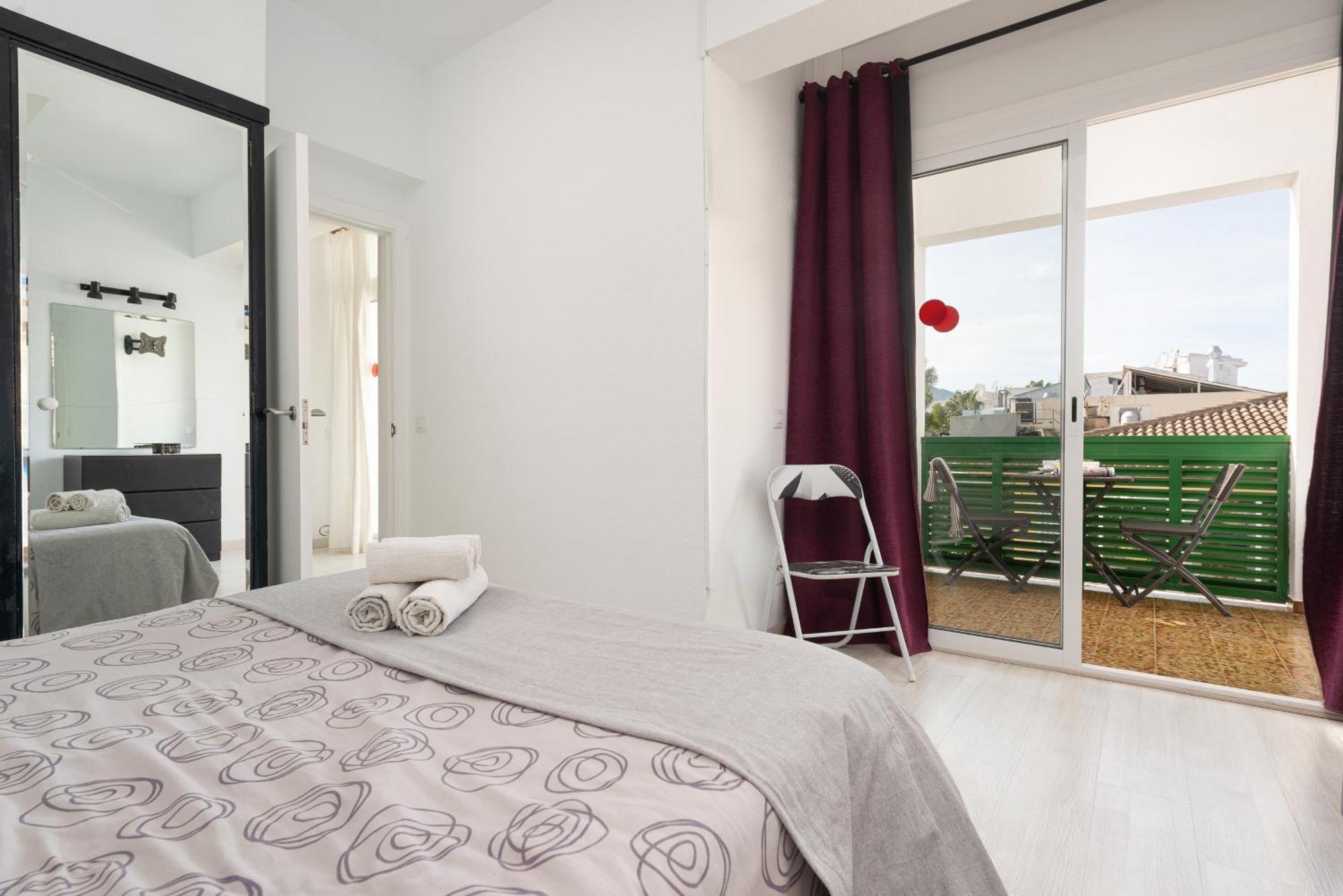 Apartment Xara Torres, At The Beach Of Alcudia Port de Alcudia  Exterior photo